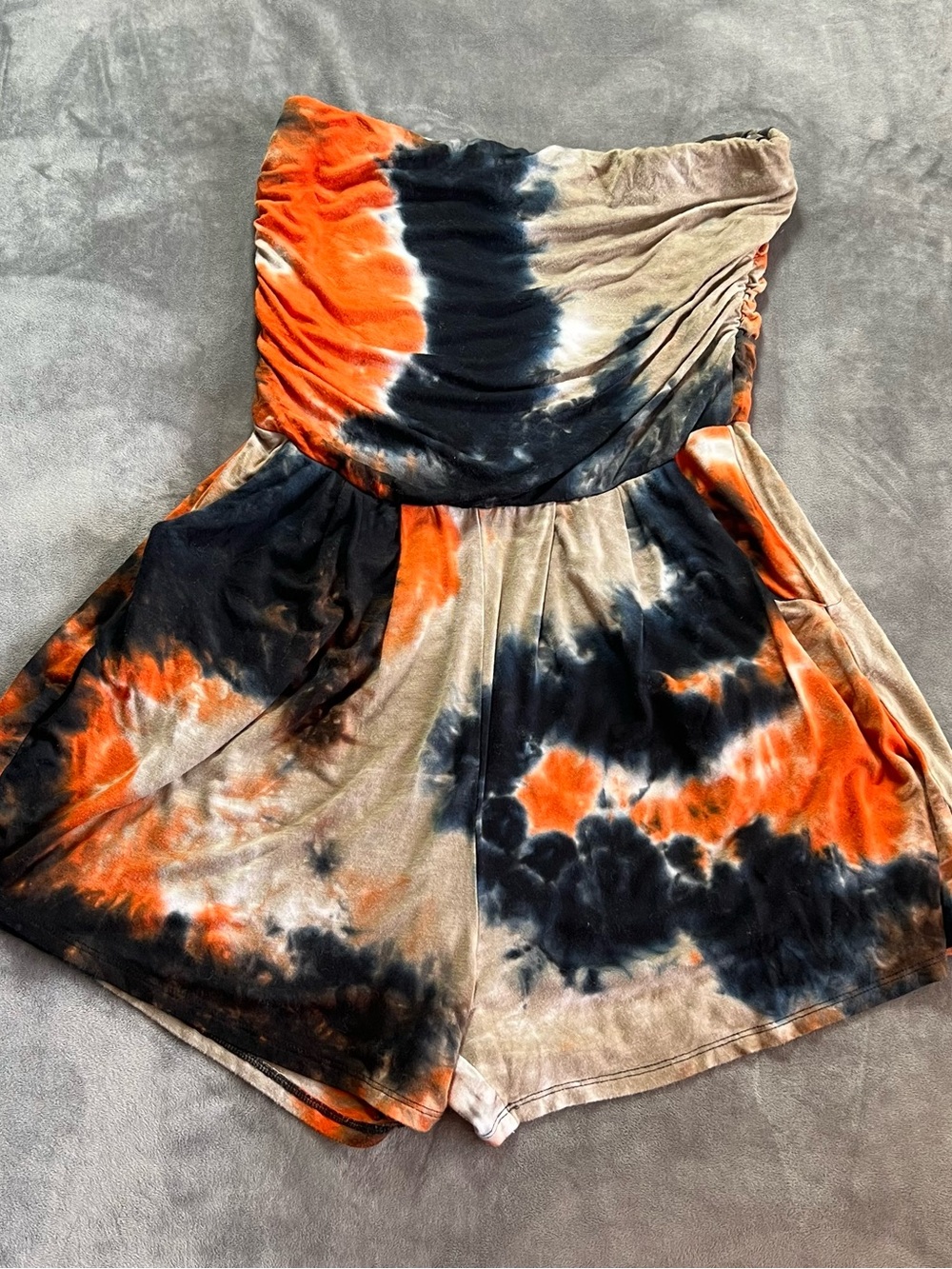 Heart Hips Tie-Dye Top in Orange and Navy